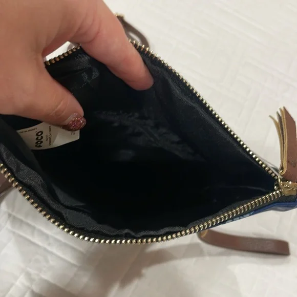 FOCO Dallas Cowboy Printed Cross Body Bag ⭐️ - Picture 7 of 9